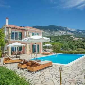 Trapezaki Garden Villa